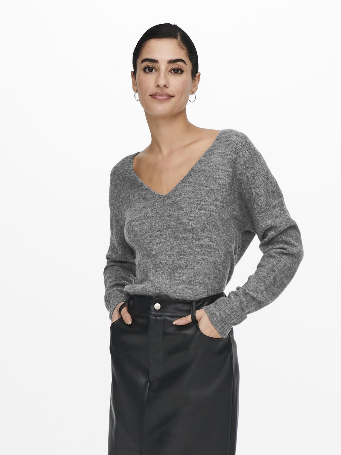 model_shot-front